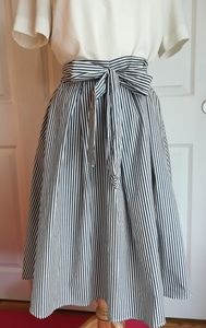 Striped A-Line Bow Belt Skirt